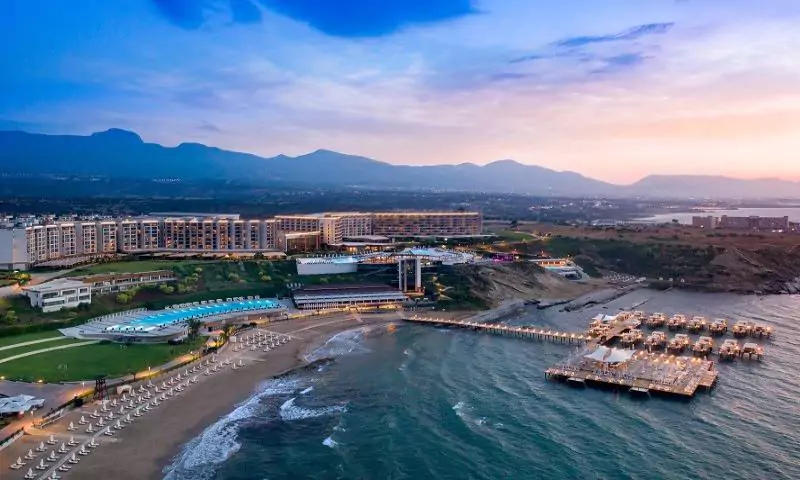 Elexus Hotel & Resort & Spa