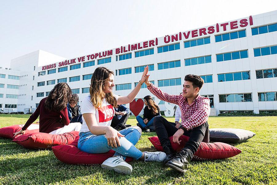 Kıbrıs Sağlık ve Toplum Bilimleri Üniversitesi (KSTU)
